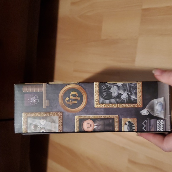 NIB Wednesday Little People Set - Picture 5 of 5